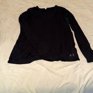 UNDER ARMOUR BLACK LONG SLEEVE MEDIUM